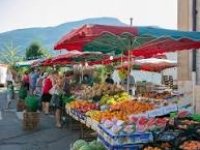 Les exposants du marché du jeudi